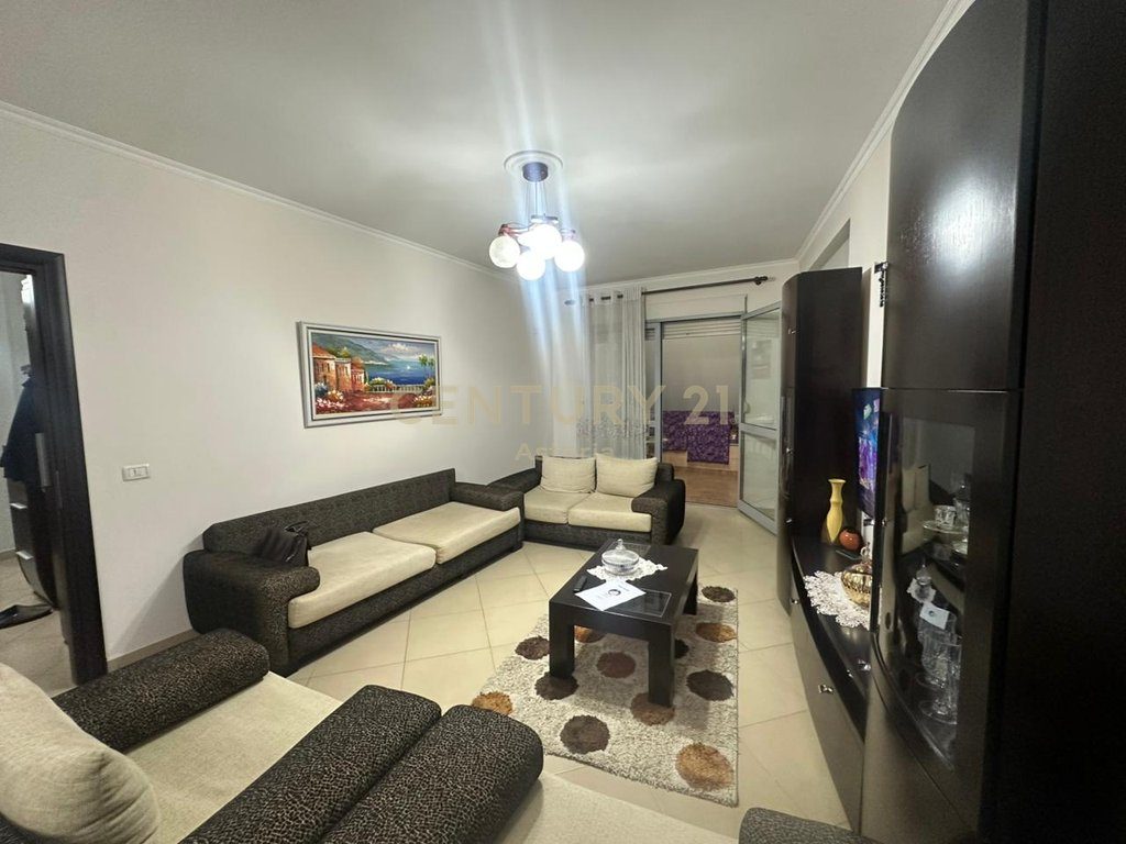 Apartament 2+1+2 për shitje në Misto Mame – 117 m²