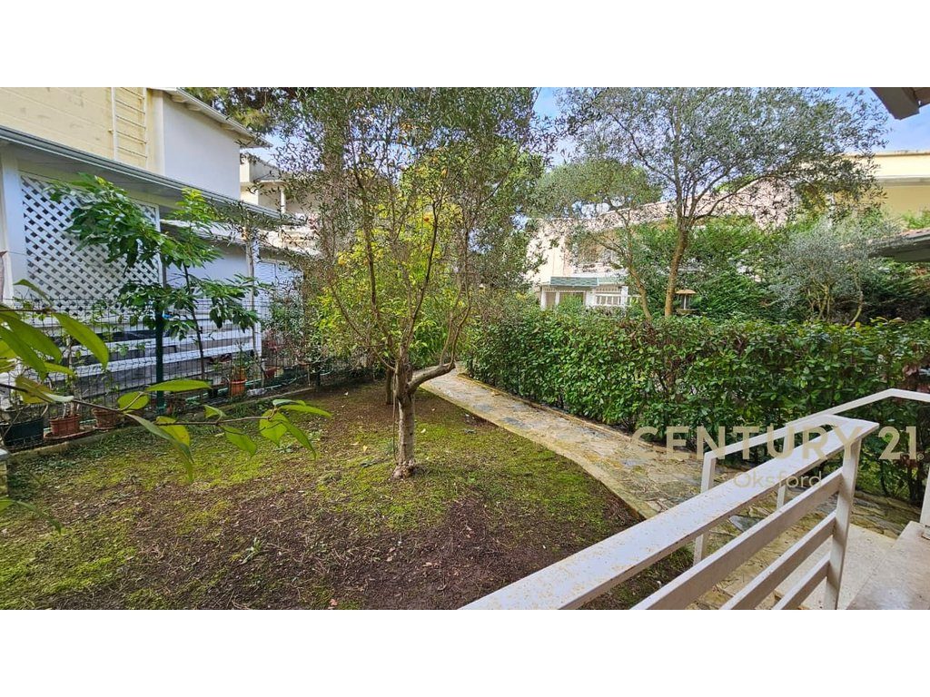APARTAMENT DUPLEX 2+1+2+OBORR PËR SHITJE, TEK KOMPLEKSI 'LURA 1' NË GJIRIN E LALZIT