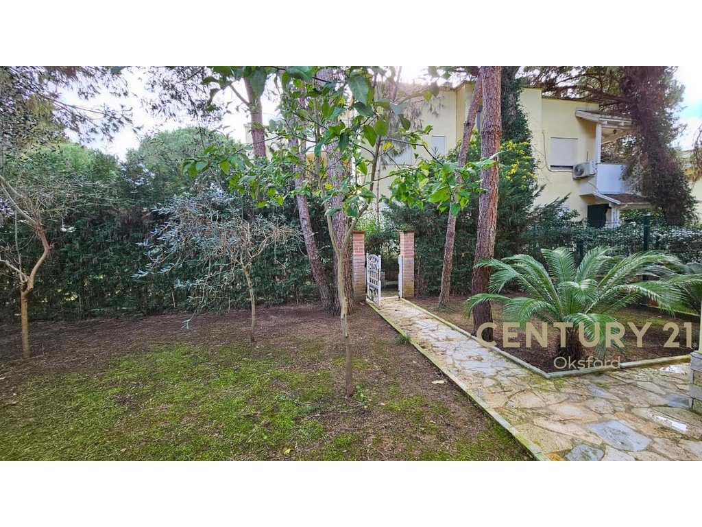 APARTAMENT DUPLEX 2+1+2+OBORR PËR SHITJE, TEK KOMPLEKSI 'LURA 1' NË GJIRIN E LALZIT
