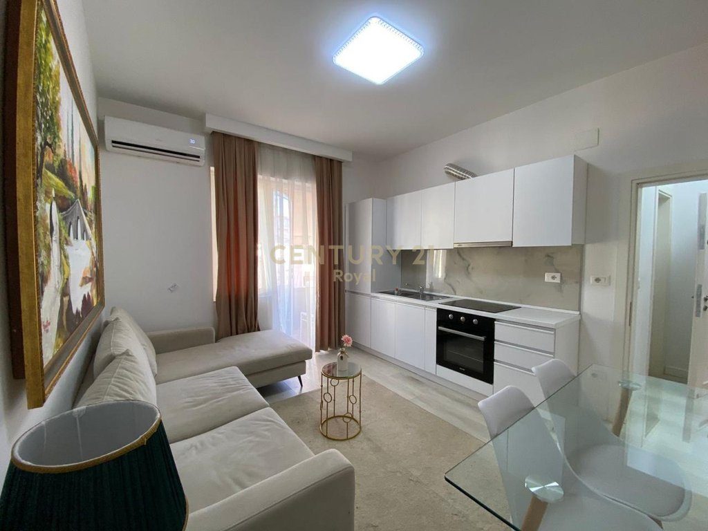 JEPEN ME QIRA  APARTAMENT 1+1 NE BLLOK PRANE LIBRIT UNIVERSITAR