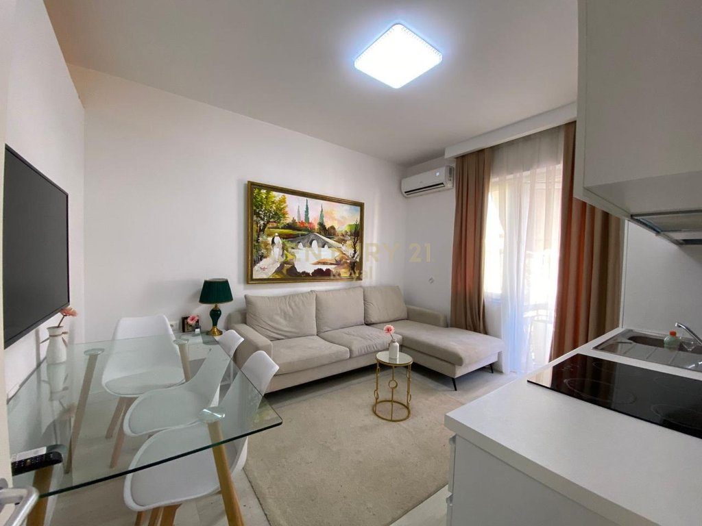 JEPEN ME QIRA  APARTAMENT 1+1 NE BLLOK PRANE LIBRIT UNIVERSITAR