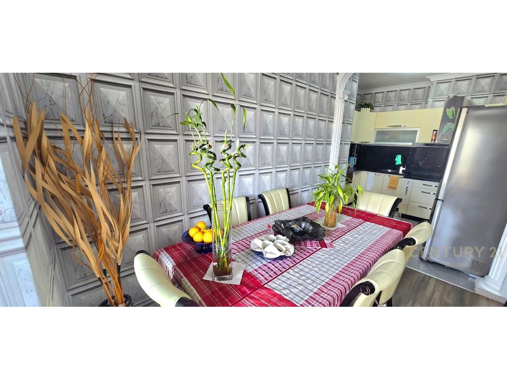 SHESIM APARTAMENT 2+1+2 TEK HIPOTEKA TIRANE