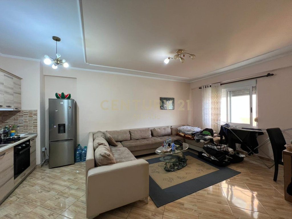 SHITET APARTAMENT 1+1 NE SPITALLE !