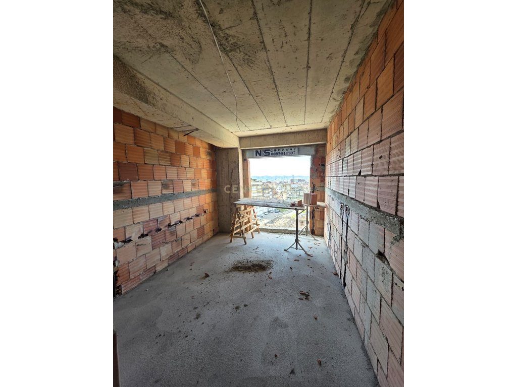 SHITET APARTAMENT 2+1+2 TEK KINOBLOCK NE PORCELAN!