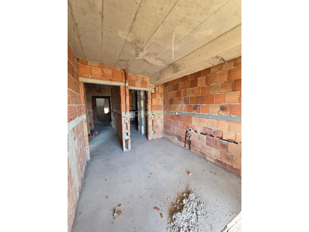SHITET APARTAMENT 2+1+2 TEK KINOBLOCK NE PORCELAN!