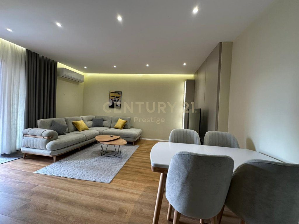 Apartament 1+1 Për Shitje tek  Rruga e Kavajës, pranë Qendrës së Tiranës!