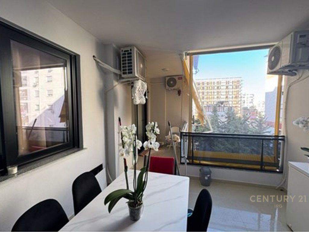 APARTAMENT 2+1+2+POST PARKIMI PER SHITJE, ASTIR