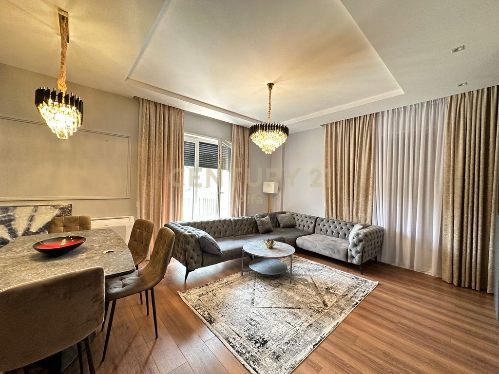 Apartament 2+1+ Post Parkimi per  Qira  prane " Teg"