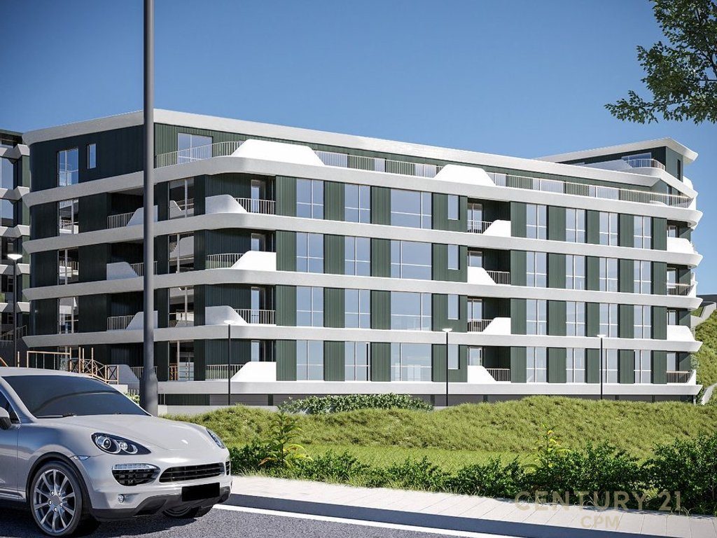 OKAZION! Shitet Apartament 2+1+2 të Liqeni Thatë