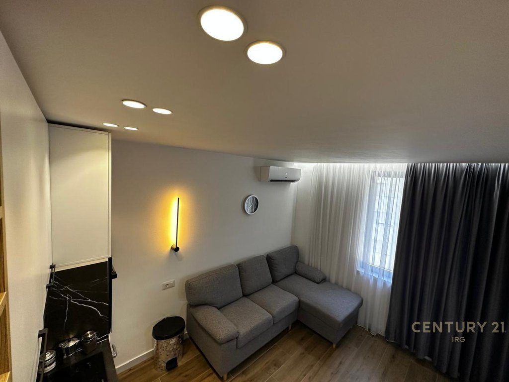 SHITEN 2 APARTAMENTE 1+1 TEK PAZARI I RI