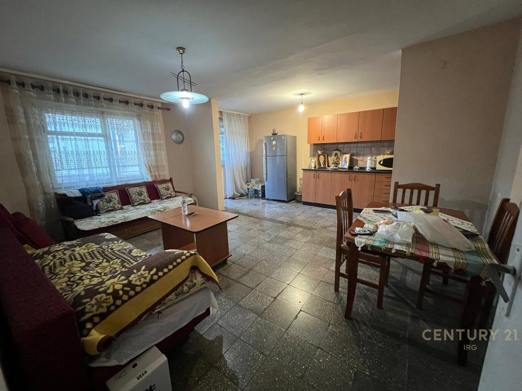 Apartament 2+1 prane Sheshit Skenderbej