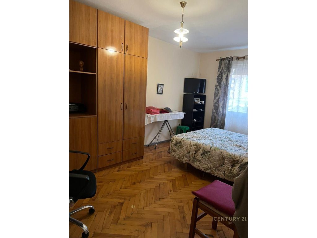 Apartament 2+1 prane Sheshit Skenderbej