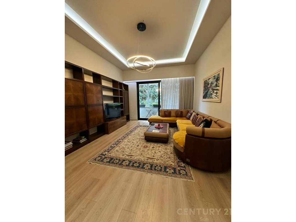 Apartament 3+1 Shitje në Liqeni i Thatë!