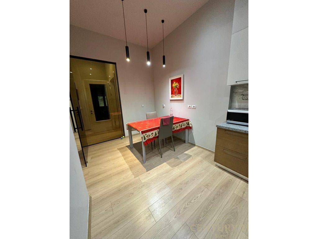 Apartament 3+1 Shitje në Liqeni i Thatë!