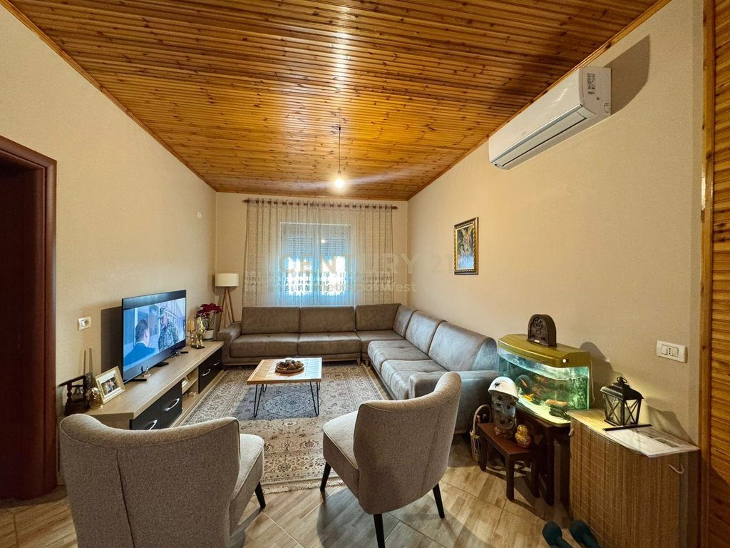 Apartament 3+1+2 per shitje te Ish Tregu Elektrik