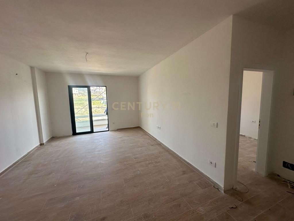 Apartament 1+1 Për Shitje tek Rezidenca Eon në Golem, Durrës!