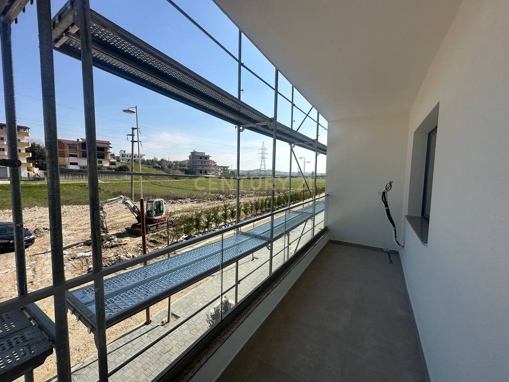 Apartament 1+1 Për Shitje tek Rezidenca Eon në Golem, Durrës!