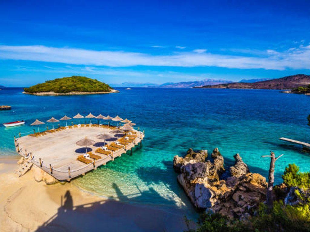 KSAMIL, HOTEL PER SHITJE BUZE RRUGES KRYESORE