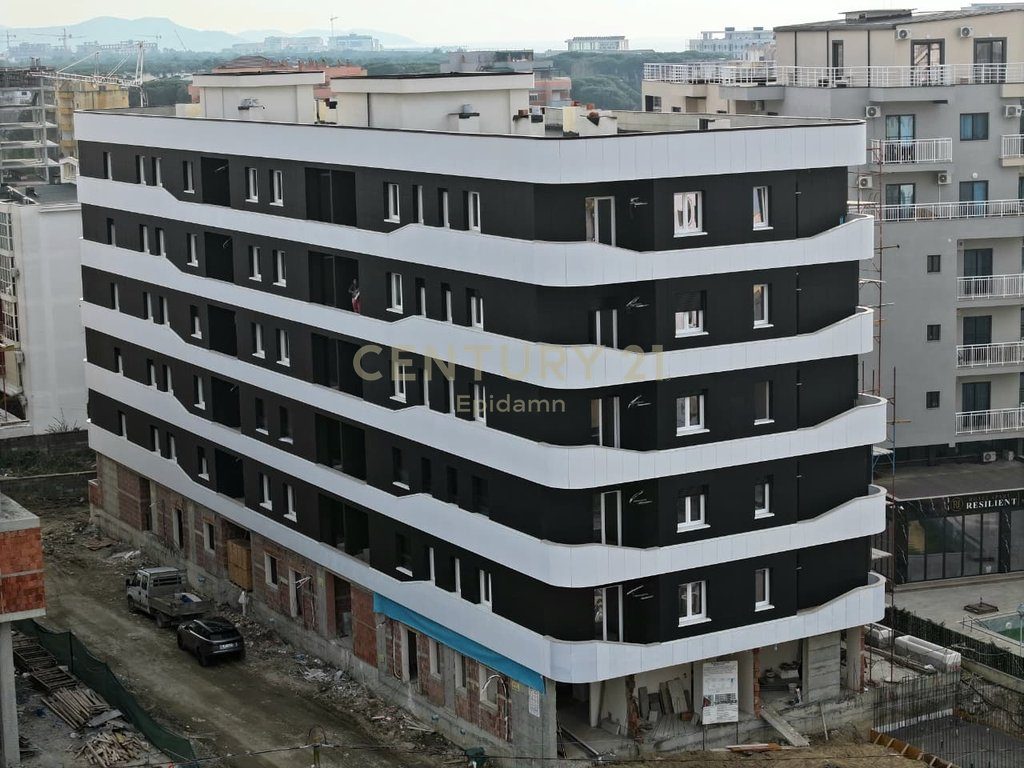 Apartament  2+1 Per Shitje në Rezidencën West Coast – Vetëm 300m nga Deti