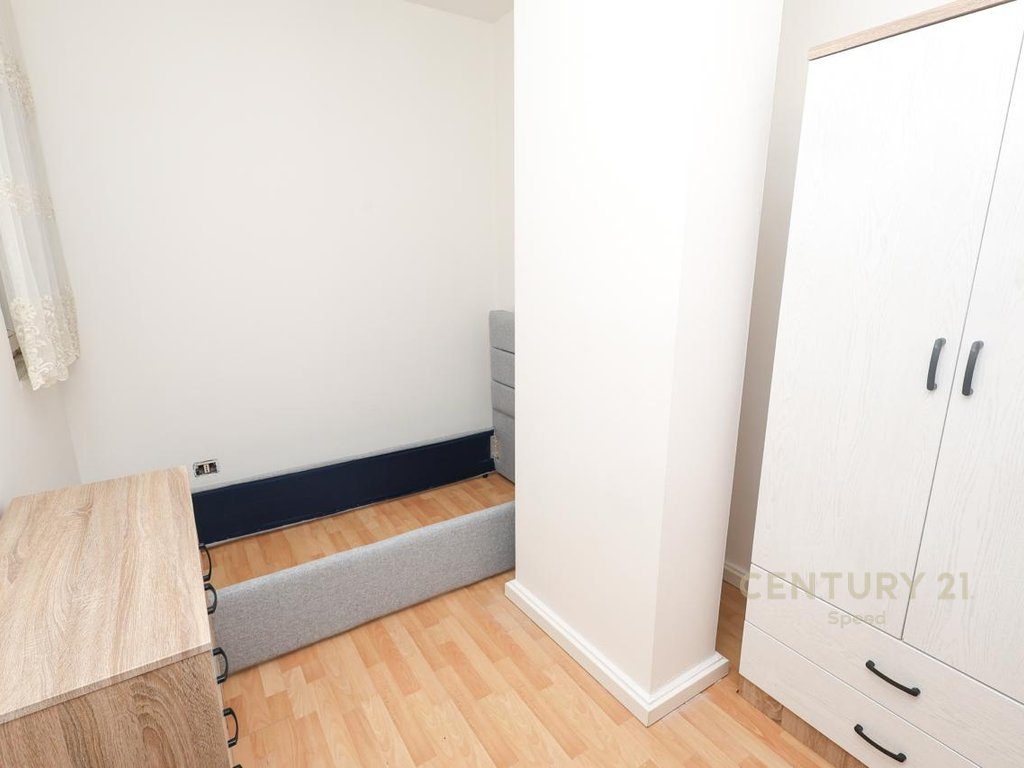 Apartament 2+1 me Qira tek Kopshti Botanik Zoologjik!