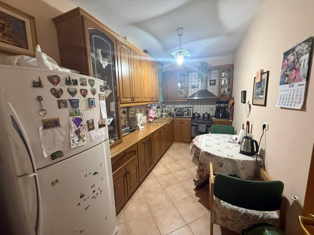 SHITET APARTAMENT 2+1+2 TEK RRUGA KAVAJES!
