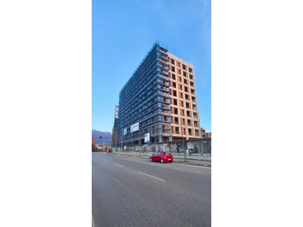 Apartament 2+1+2 në shitje në Bulevardin Bajram Curri, Tiranë