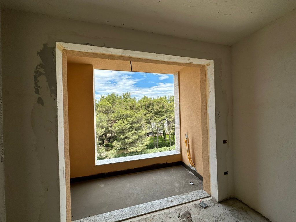 SHESIM APARTAMENT 2+1 OBJEKTI 1 TEK PALM PARADISE, QERRET !