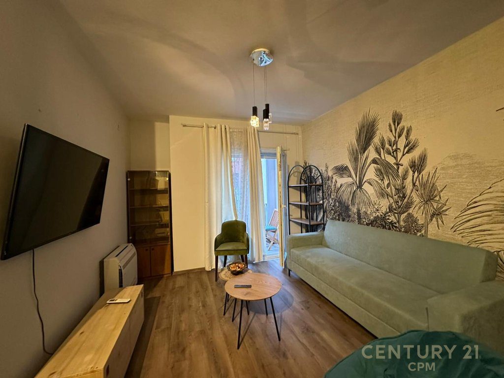 Apartament 2+1 Per Qira Prane Rruges Kosovareve!
