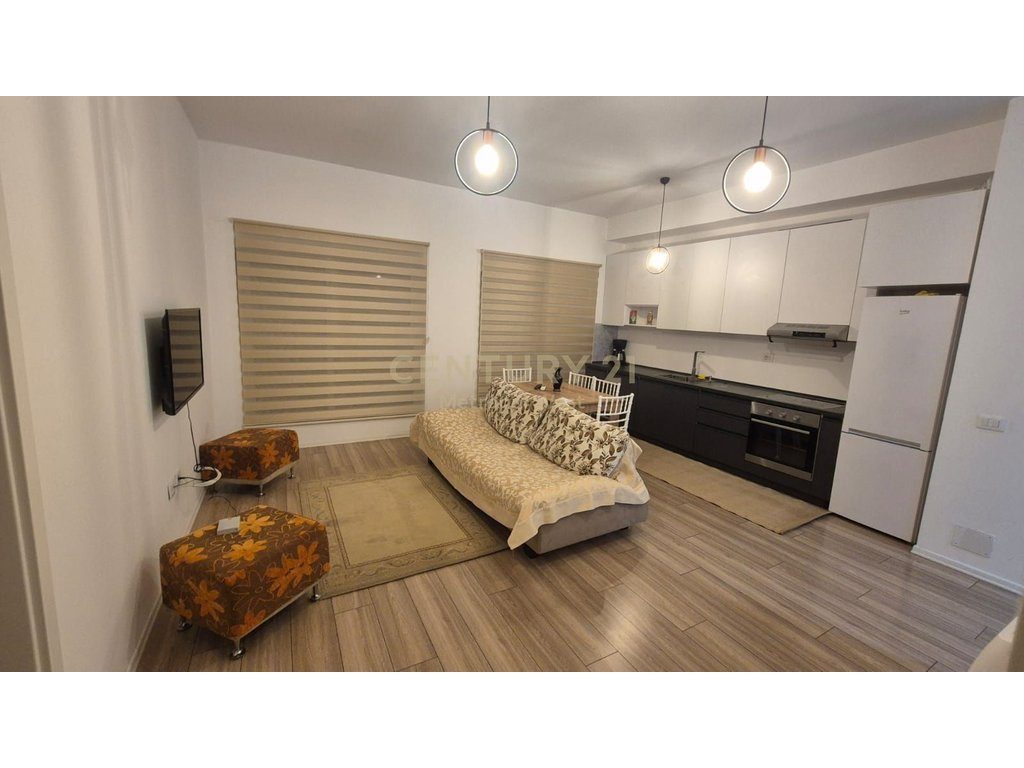 Jepet me qira apartament 2+1 ne Mangalem, Ali Demi!!!
