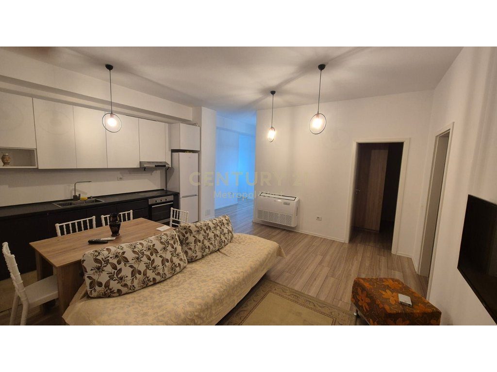 Jepet me qira apartament 2+1 ne Mangalem, Ali Demi!!!