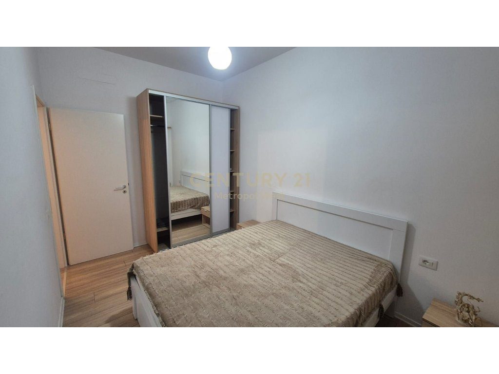Jepet me qira apartament 2+1 ne Mangalem, Ali Demi!!!