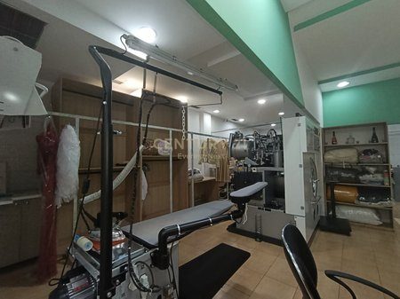 Ambient Komercial kat 0 për shitje prane Xhangollit ne Fresk, Tiranë - 230,000€ | 105.5 m²