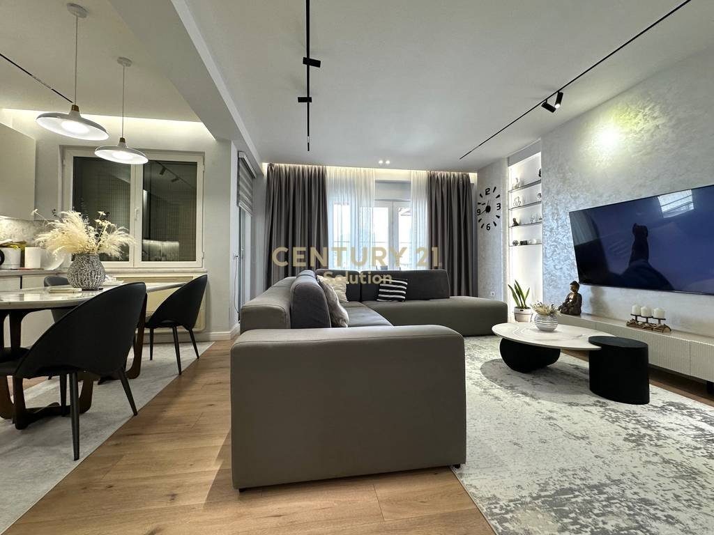 SHITET APARTAMENT 3+1+2  REZIDENCA KODRA E DIELLIT 1!