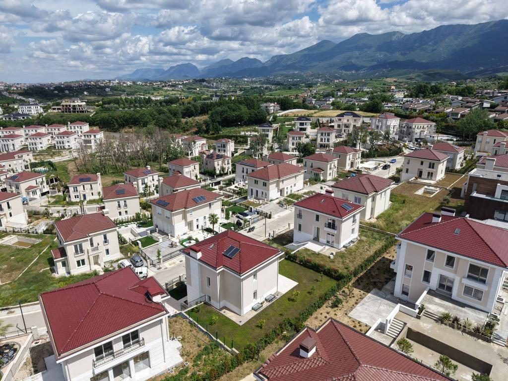 EKSKLUZIVE dhe OKAZION PER KOHE TE LIMITUAR! 
SHESIM VILE NE REZIDENCEN COLLINA VERDE - TEG!