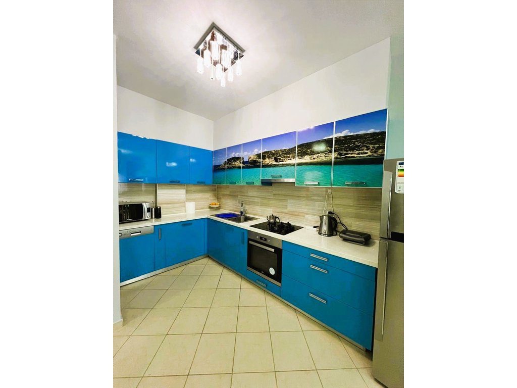 APARTAMENT 2+1 PER SHITJE ,NE LUNGOMARE 2!