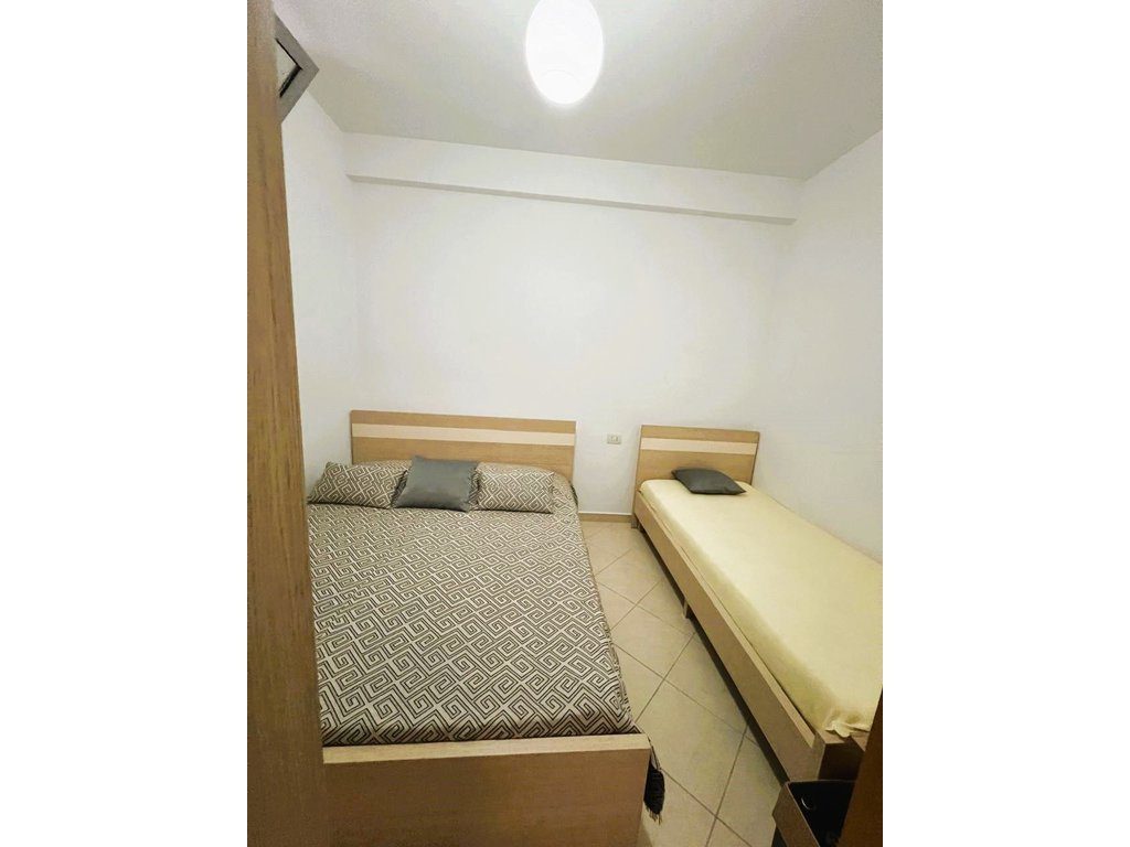 APARTAMENT 2+1 PER SHITJE ,NE LUNGOMARE 2!