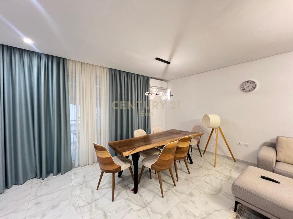 Shitet, Apartament 2+1, San Pietro Residence, Gjiri i Lalzit !