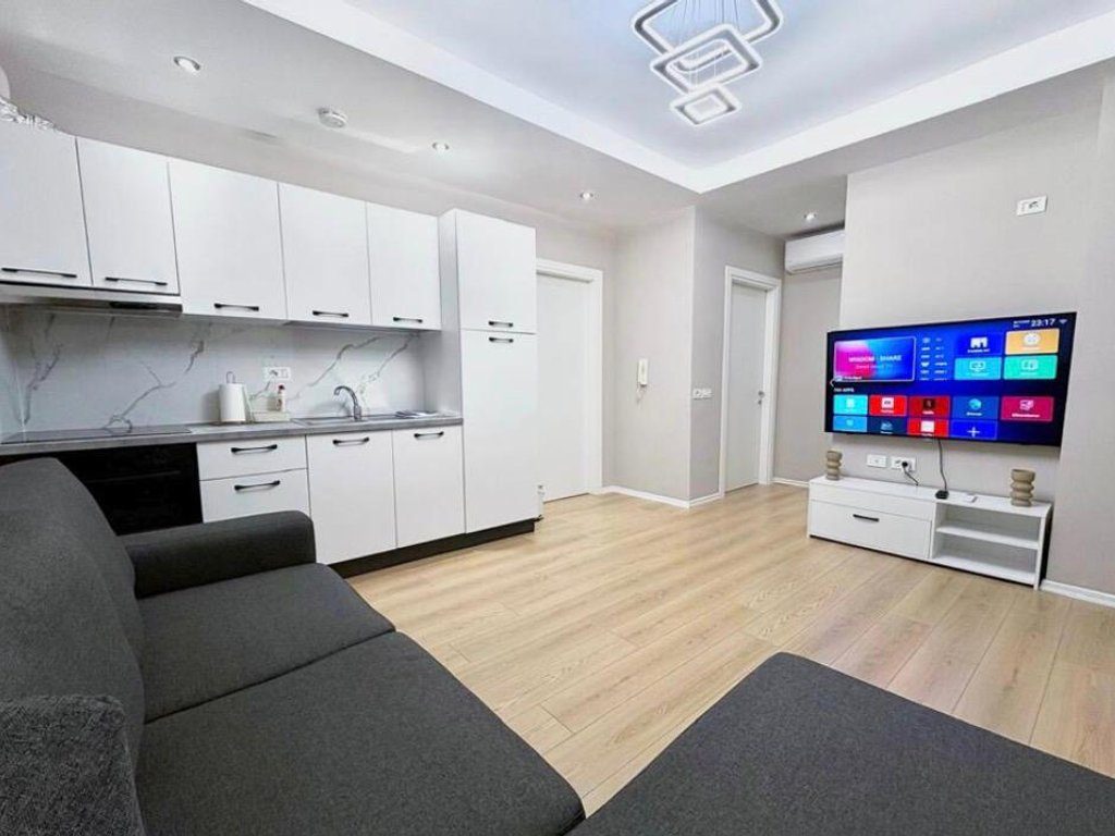 Apartament 2+1 Me Qira në Restorant Durrësi, Tiranë - 800€