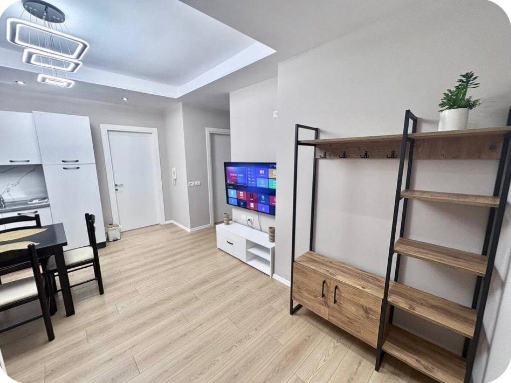 Apartament 2+1 Me Qira në Restorant Durrësi, Tiranë - 800€