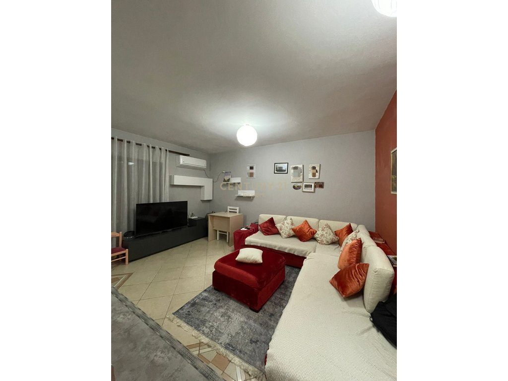 SHITET APARTAMENT 2+1+2 NE YZBERISHT