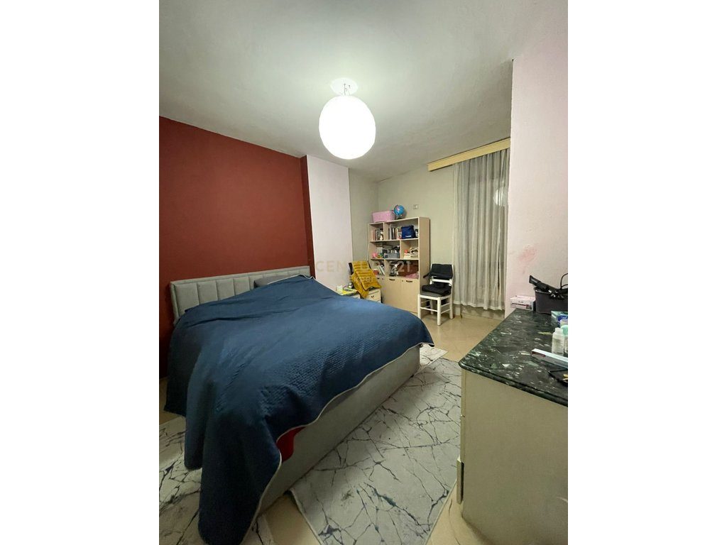 SHITET APARTAMENT 2+1+2 NE YZBERISHT