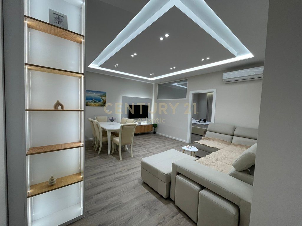 SHITET APARTAMENT 1+1 NE PLAZH HEKURUDHA, DURRES!
