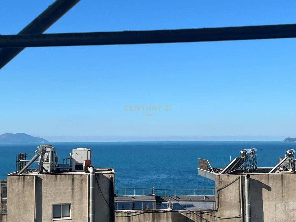 Apartament 1+1 me Pamje të plotë nga Deti pranë Marina Bay, Vlorë