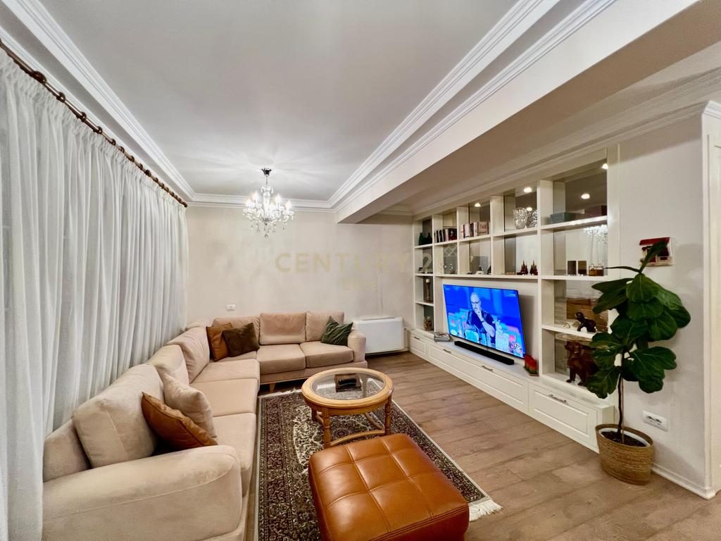QIRA, APARTAMENT 2+1+POST PARKIMI, DON BOSKO