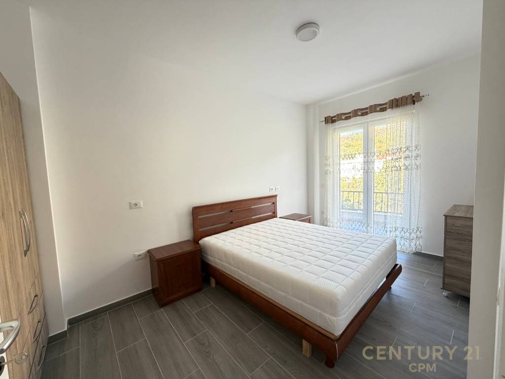 Apartament 2+1 per qira!