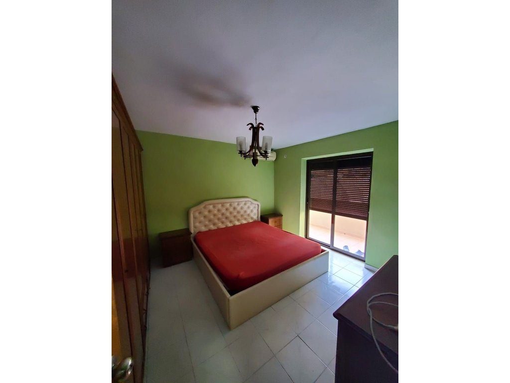 Apartament 3+2+1 në shitje – 21 Dhjetori, Tiranë