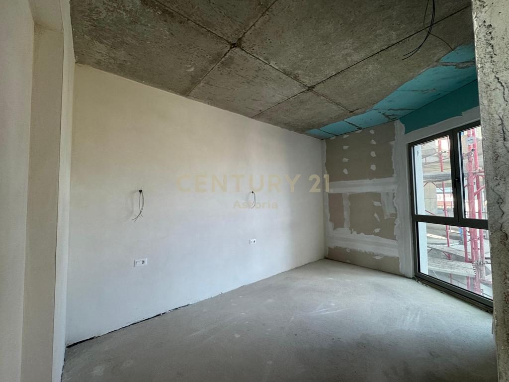 SHITET APARTAMENT 3+1+2  TE "PARK AVENUE", BULEVARDI I RI