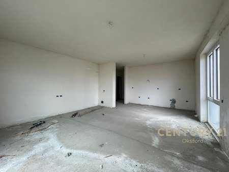 Shesim Apartament 3+1 ne Rezdiencen Swan Lake, Liqeni i Farkes!