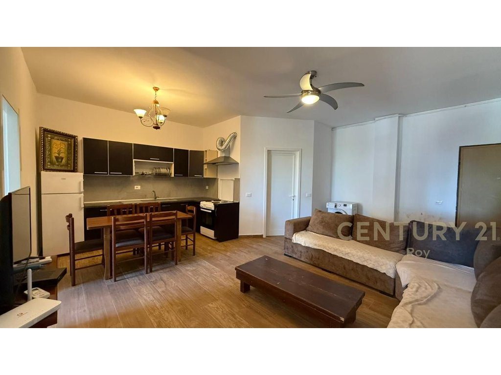 SHITET APARTAMENT 2+1 ME PAMJE DETI!20M LARG PLAZHIT!