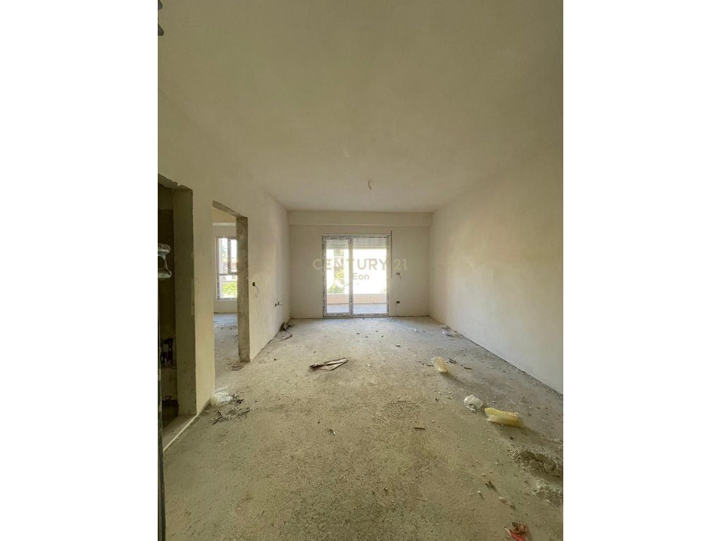 EXCLUZIVE SHITET APARTAMENT 1+1 NE GOLEM , 100M NGA DETI !